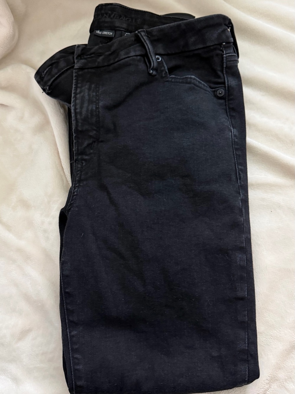 American Eagle Outfitters Women’s Skinny Jeans — Black